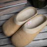 Felt slippers without counter