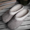 Natural felt slippers 