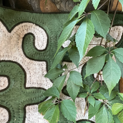 Сидушка из натуральной шерсти 40х40 см